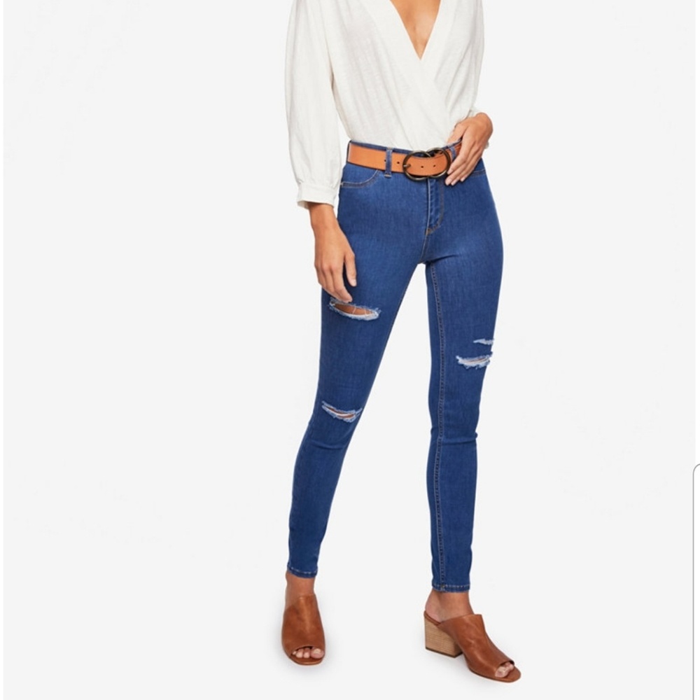 Free People Distressed Skinny Jeans sz 30